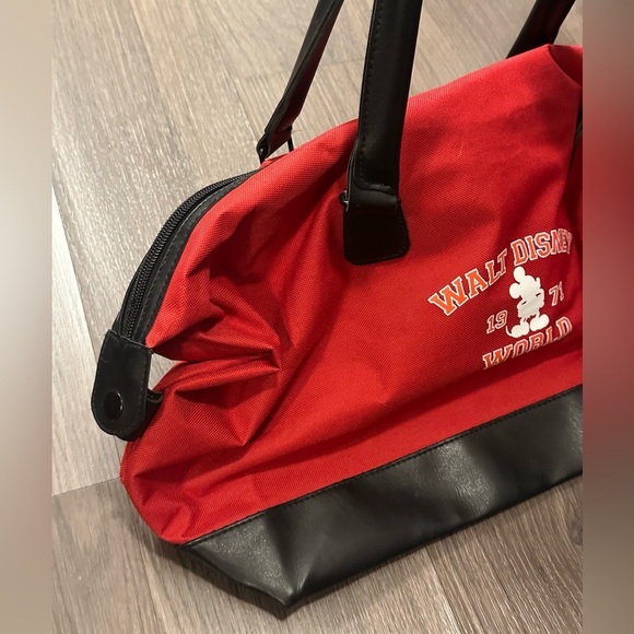 Vintage Walt Disney World Mickey Mouse Duffel Bag 1971 - Picture 4 of 10
